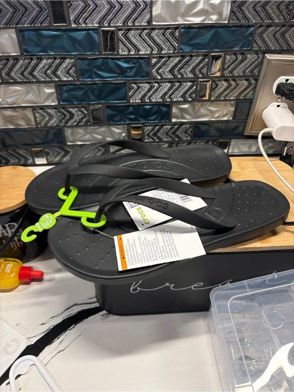 CROCS classic flip